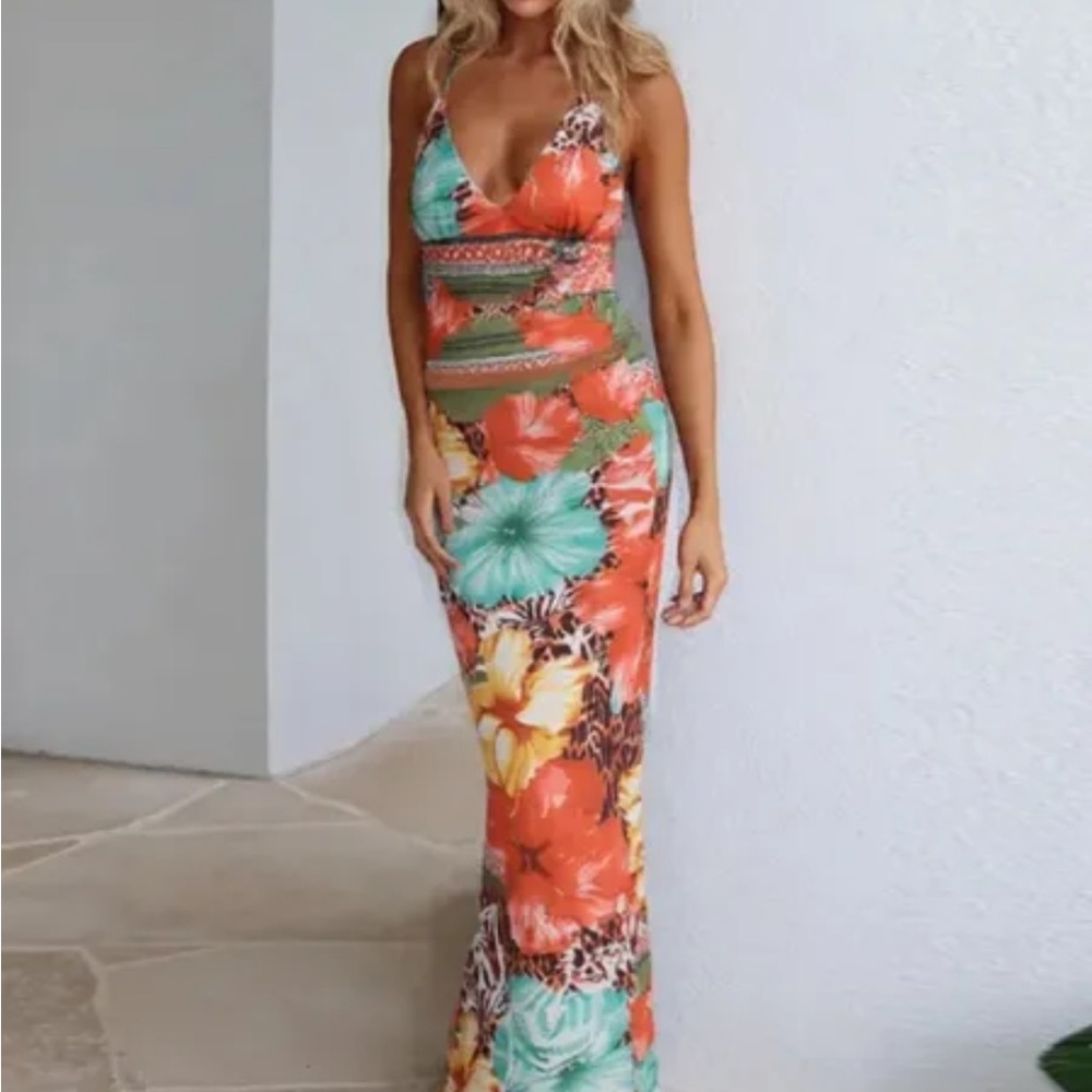 Two piece VIBRANT summer halter dress